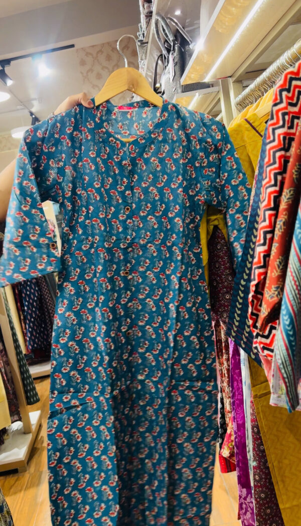 Women's Cotton Straight Kurti - Image 2