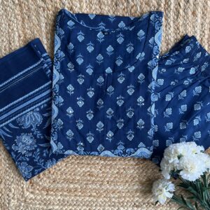 Women's Cotton Kurti Pant Dupatta Set