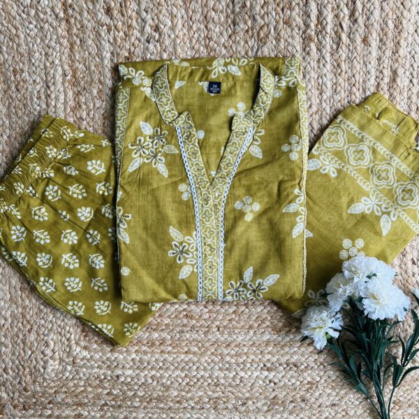 Women's Cotton Kurti Pant Dupatta Set (Lemon Yellow)