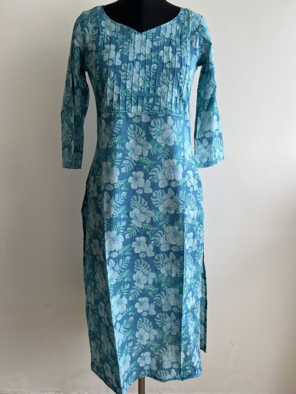 Women's Cotton Straight Kurti - Image 2