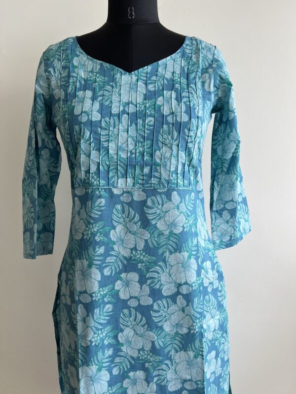 Women's Cotton Straight Kurti - Image 3