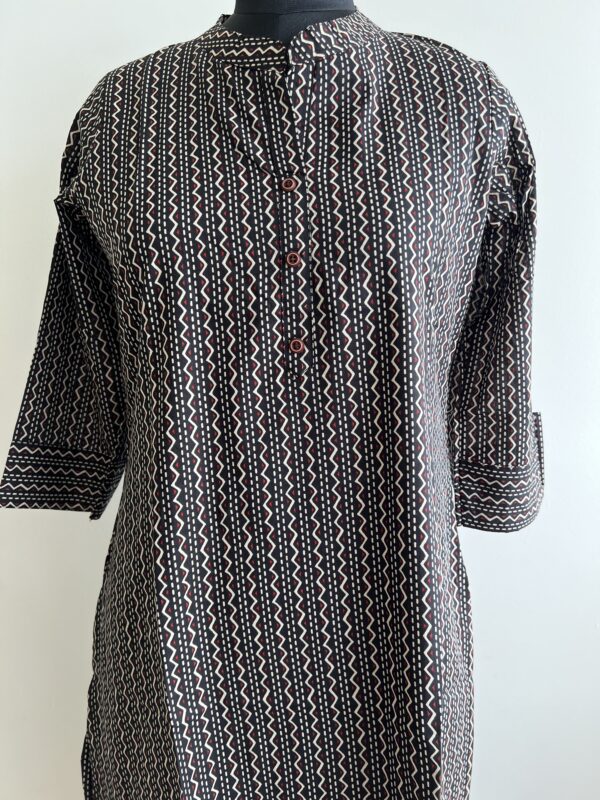 Women's Cotton Straight Kurti - Image 3