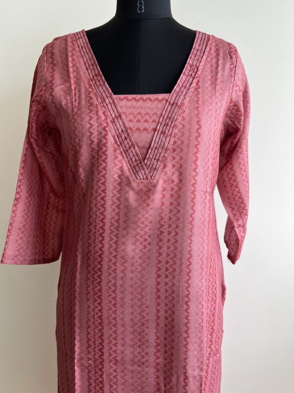 Women's Cotton Straight Kurti - Image 2