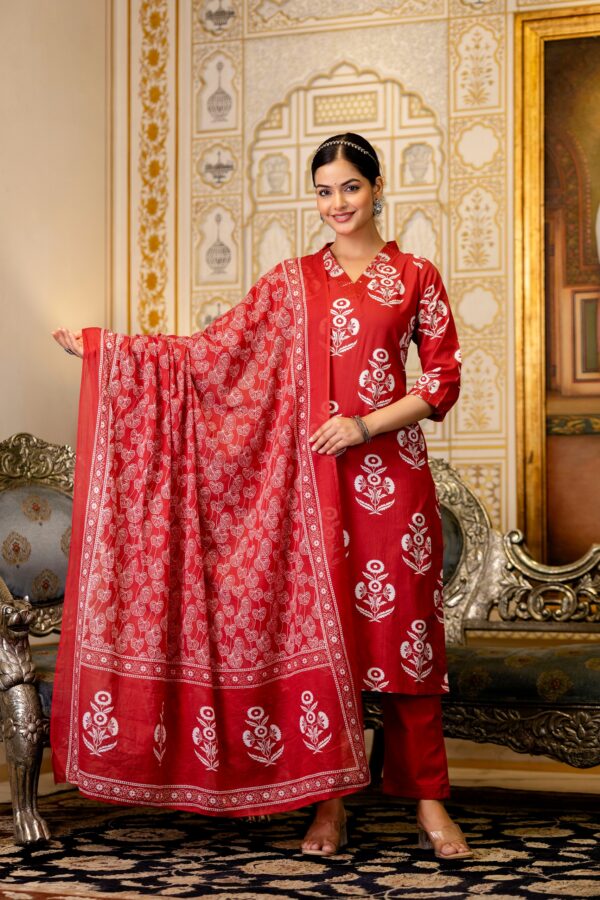 Women's Cotton Straight Kurti Pant Dupatta set - Image 3