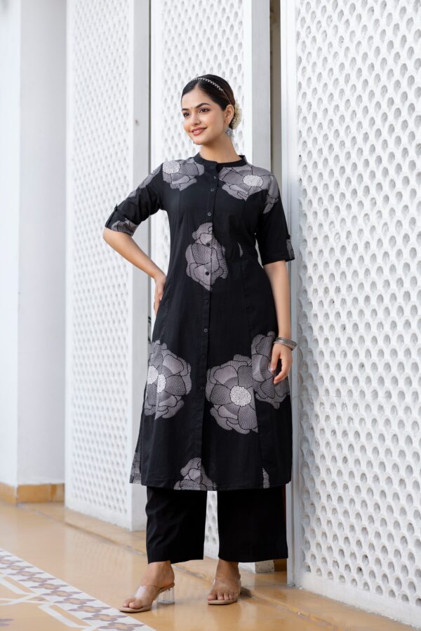 Women's Cotton Kurta & Pant Set - Image 2