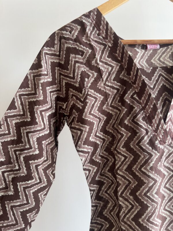 Women's Cotton Straight Kurti - Image 2
