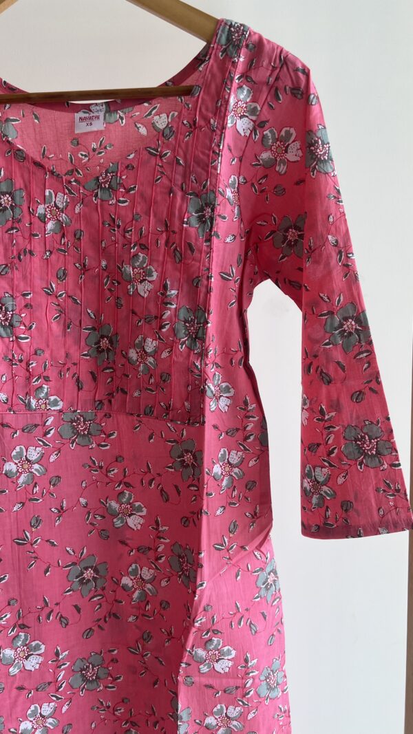 Women's Cotton Straight Kurti - Image 2