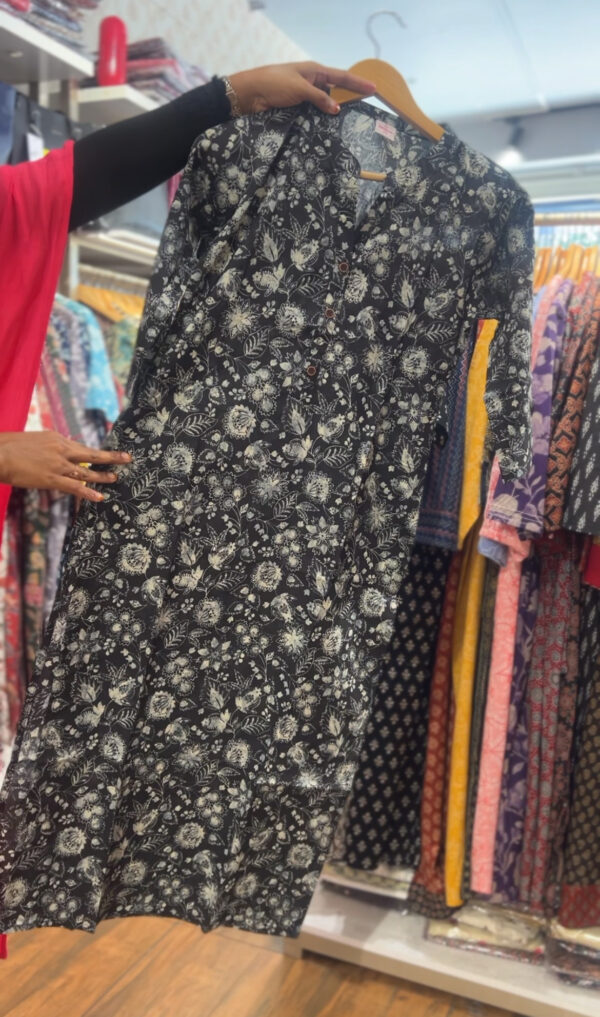 Women's Cotton Straight Kurti without Lining - Image 3
