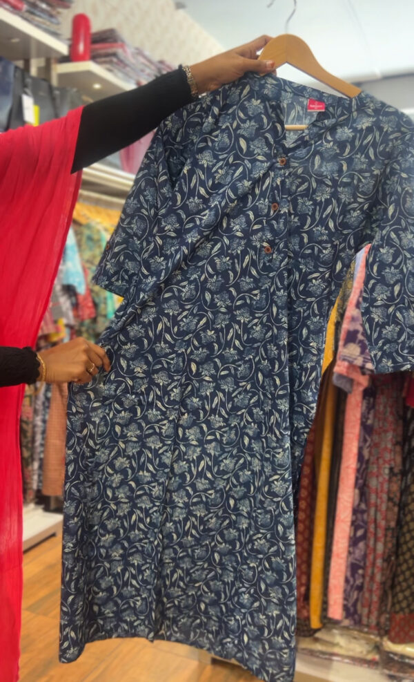 Women's Cotton Straight Kurti without Lining - Image 2