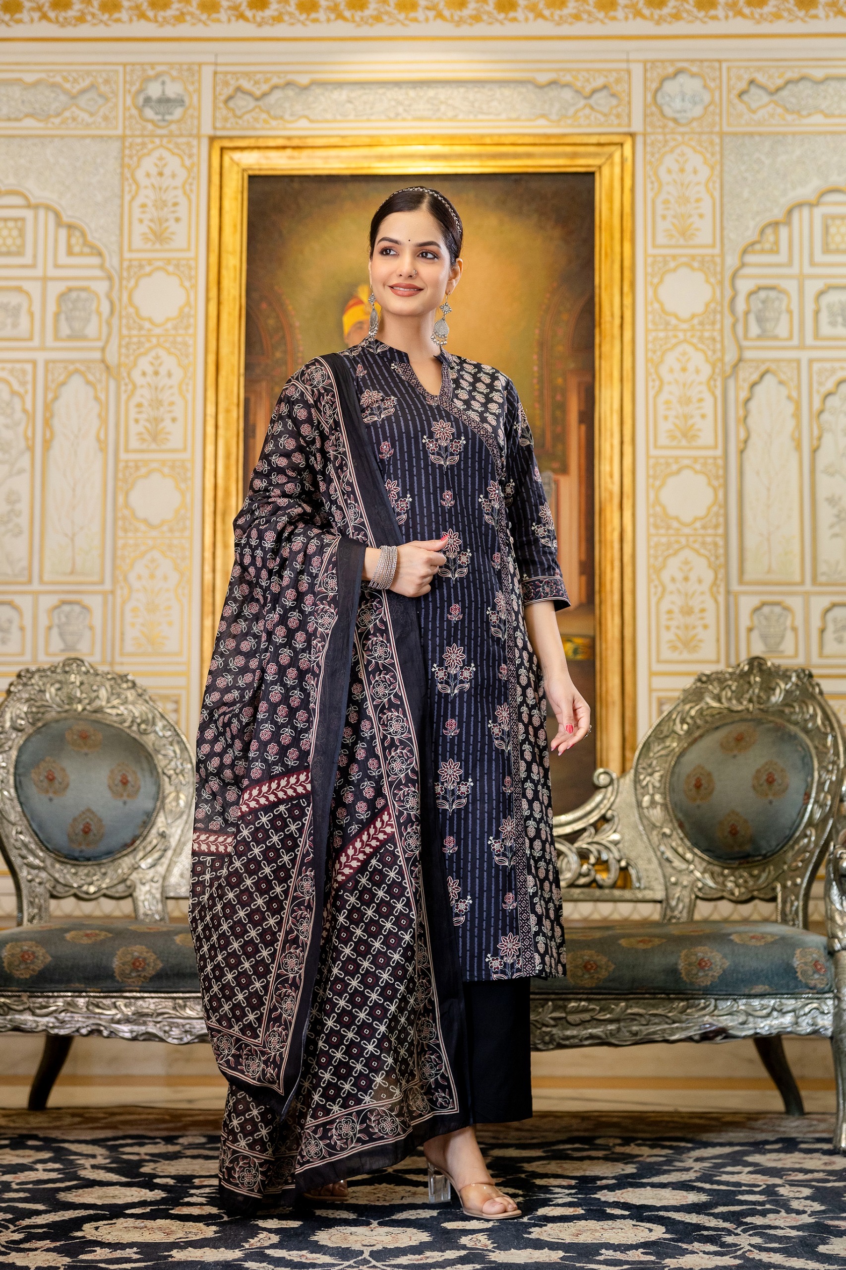 Women's Straight Cotton Kurti Pant Dupatta Set - Image 3