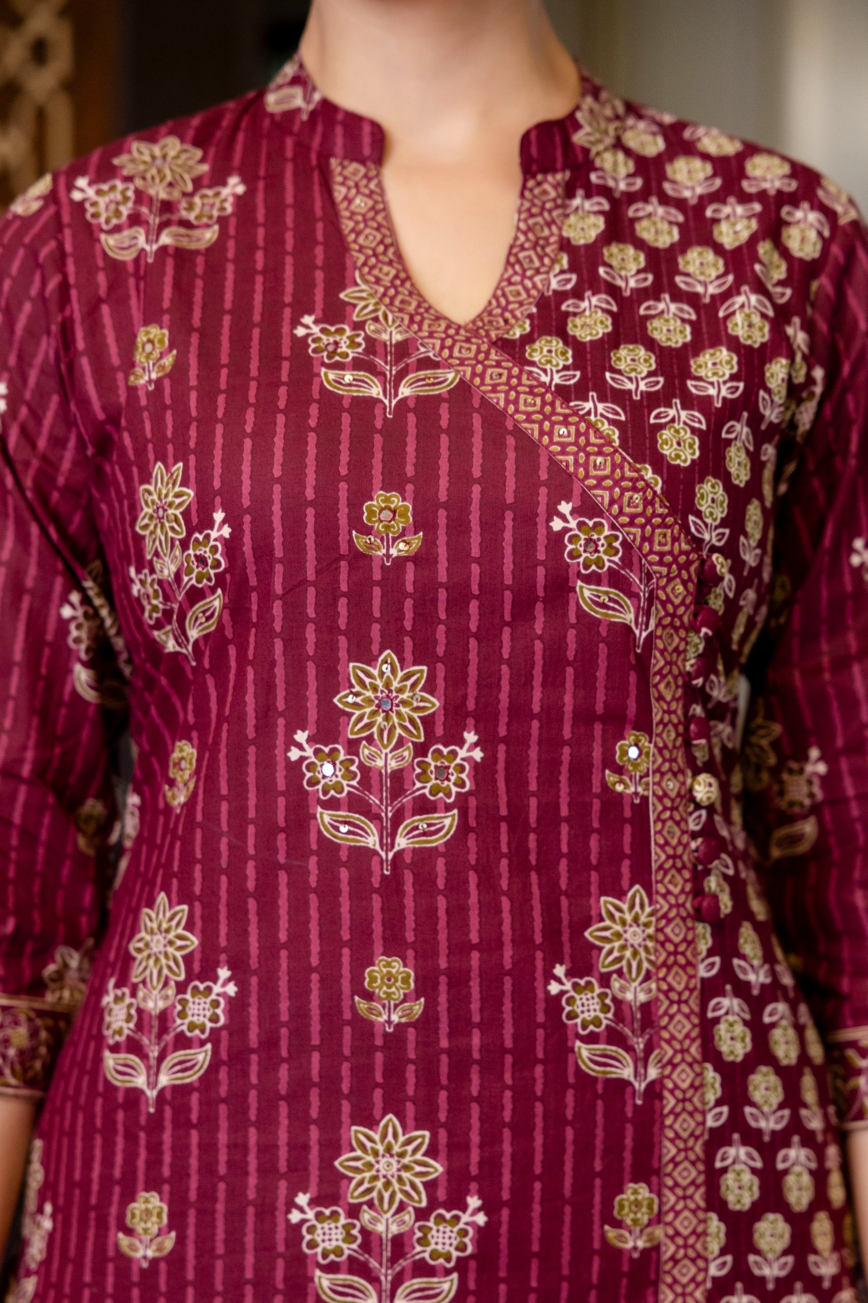 Women's Straight Cotton Kurti Pant Dupatta Set - Image 3